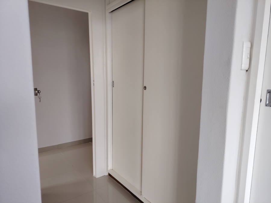 To Let 3 Bedroom Property for Rent in Strand Central Western Cape